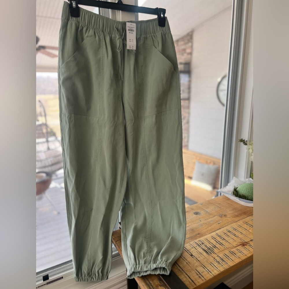 ABERCROMBIE GREEN JOGGERS